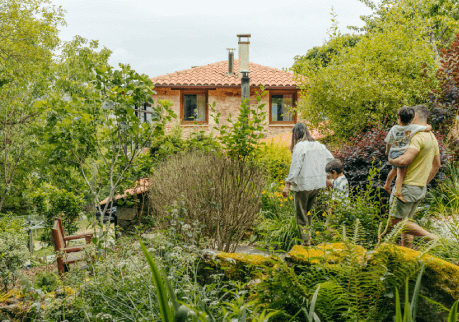 familia-casa-boutique-naturaleza-ribeira-sacra